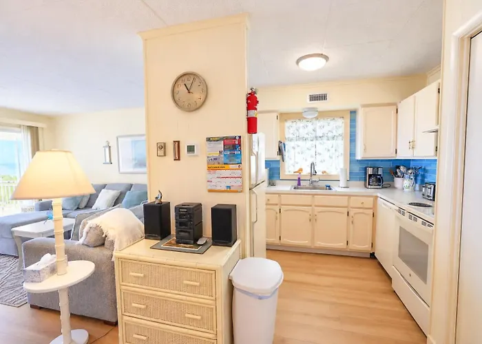 Nantucket 6 *